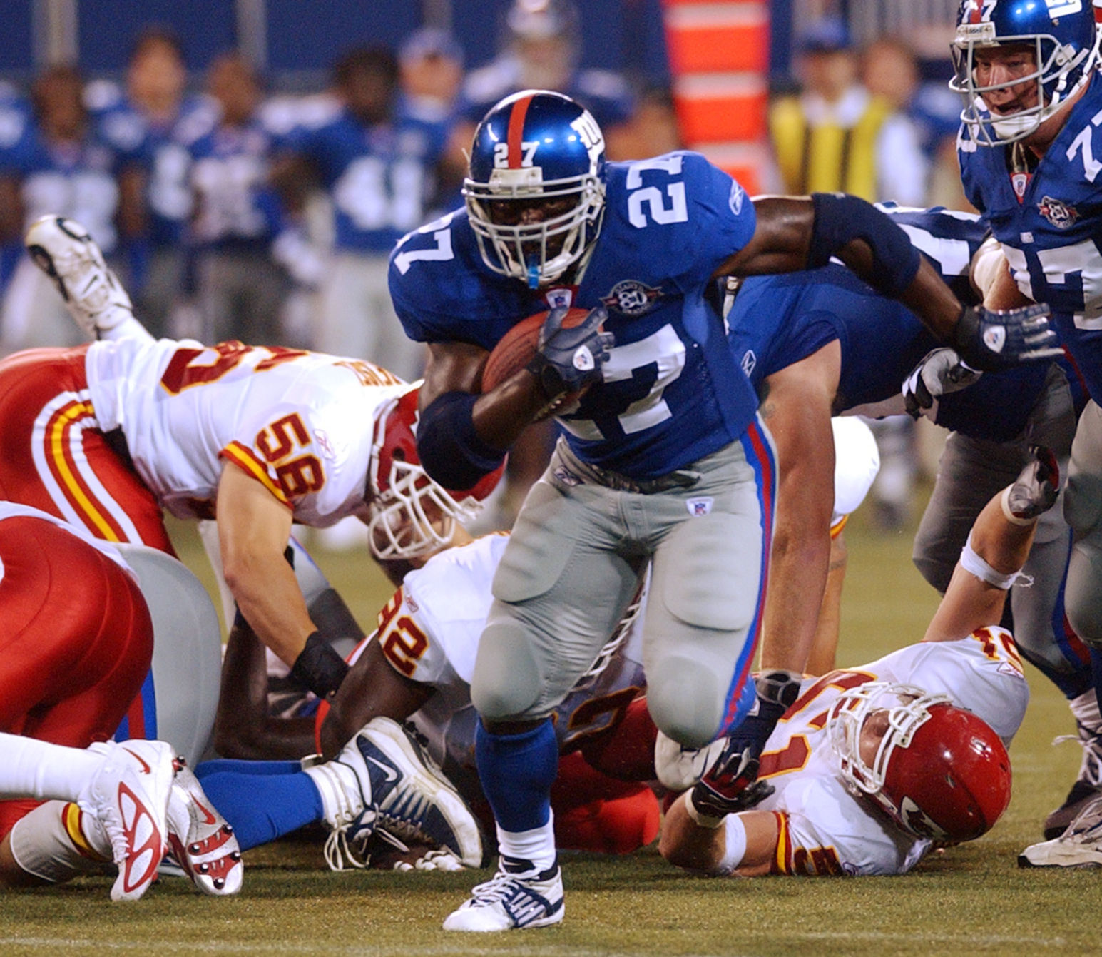 CHIEFS GIANTS